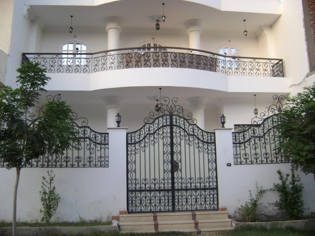 White Villa Luxor Buitenkant foto