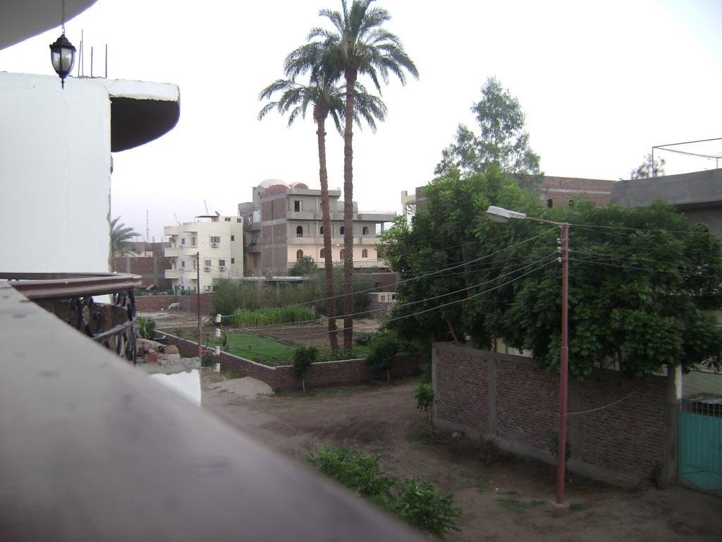 White Villa Luxor Buitenkant foto