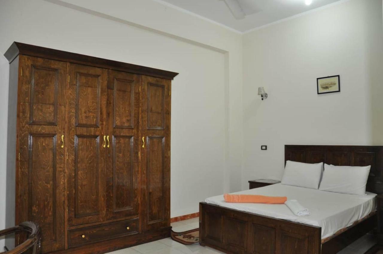 White Villa Luxor Buitenkant foto